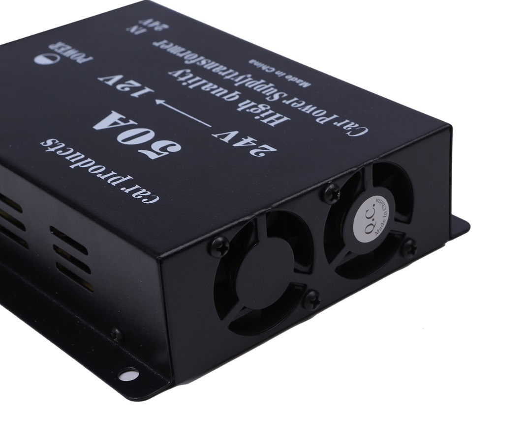 DCDC コンバーター 電圧 変換器 24V→12V 変圧器 デコデコ ヒューズ付 過電圧保護(hù) 50A バックアップ 機(jī)能付 大型車 トラック 車