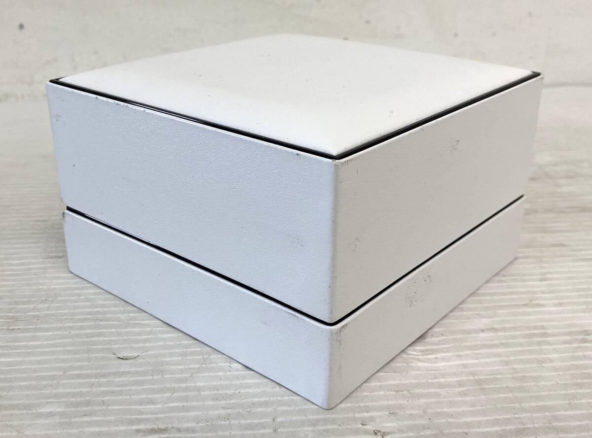 ★☆【1円スタート】純正 CHANEL シャネル 時(shí)計(jì)ケース ホワイト 箱 BOX ウォッチケース 內(nèi)箱 アクセサリーケース と93☆★