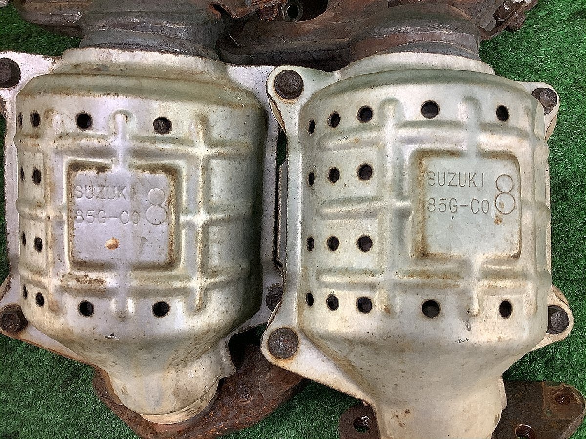 自動車 觸媒 スズキ 純正 K6A 4個セット 刻印 85G-C08 ワゴンR MH22S MH23S アルト HA25S ラパン HE22S等 コア 素材用 レアメタル エキマニ