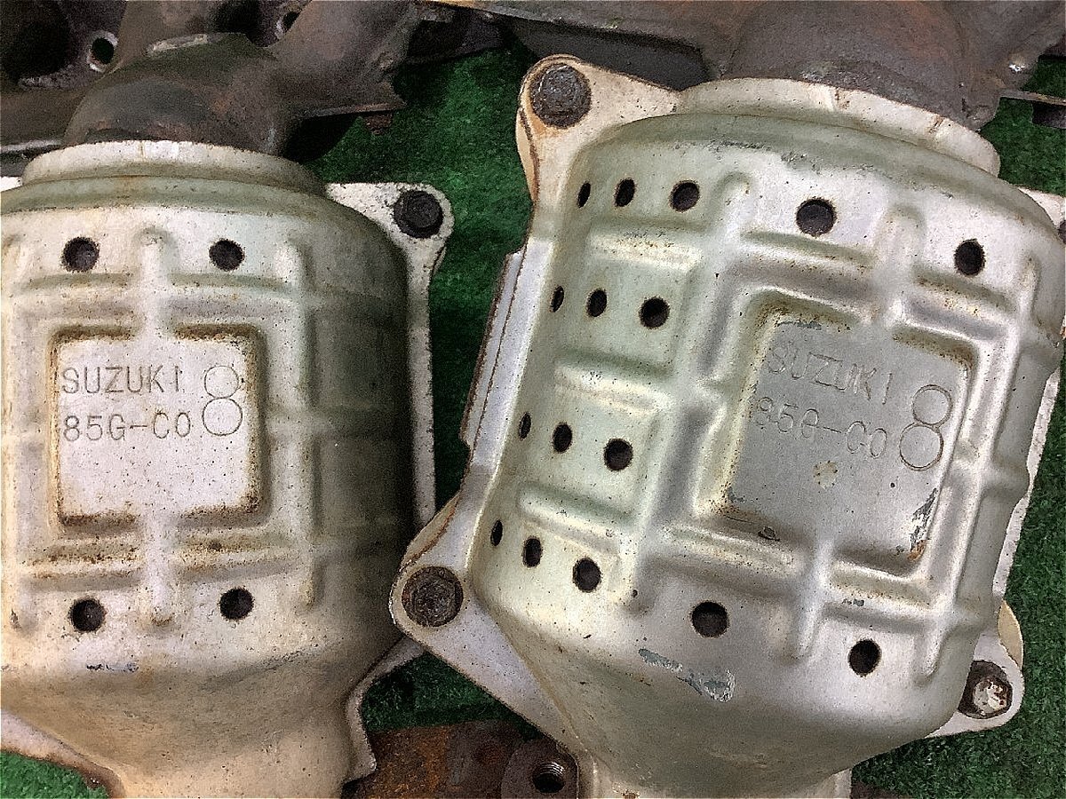 自動車 觸媒 スズキ 純正 K6A 4個セット 刻印 85G-C08 ワゴンR MH22S MH23S アルト HA25S ラパン HE22S等 コア 素材用 レアメタル エキマニ