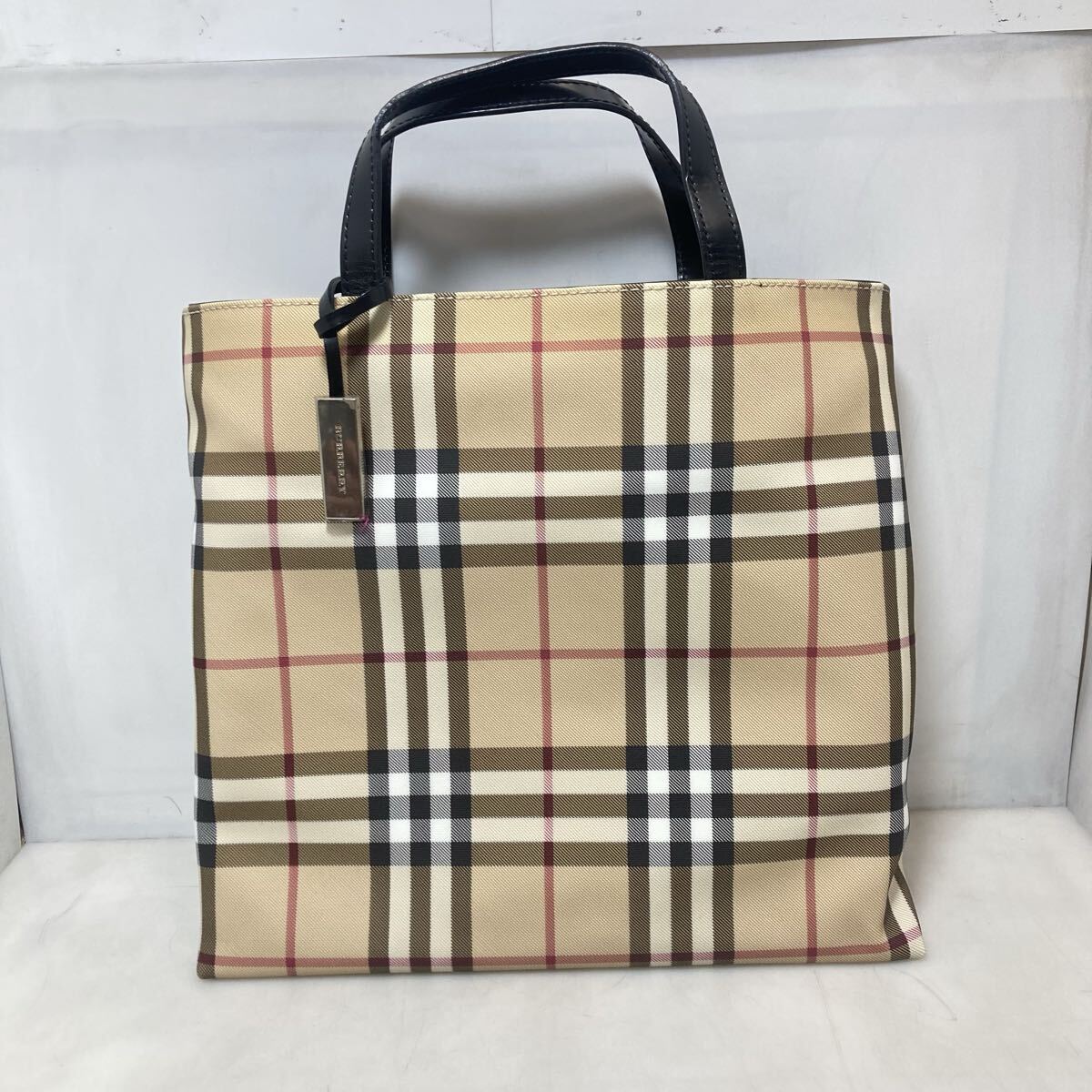 60-76 BURBERRY LONDON トートバッグ ノバチェック ベージュ バーバリー PVC レザー ハンドバッグ_画像1