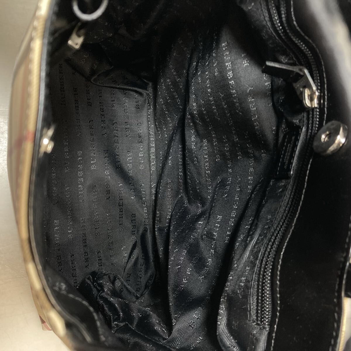 60-76 BURBERRY LONDON トートバッグ ノバチェック ベージュ バーバリー PVC レザー ハンドバッグ_画像6
