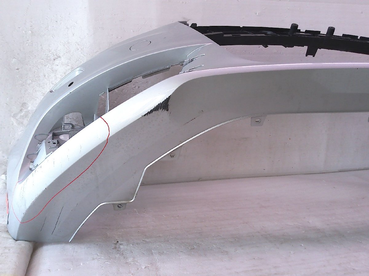 アウディ A6 DBA-4GCHVS フロントバンパー シルバー(LX7W)/4G0 807 437 中古品[H115-BF5348]_画像7