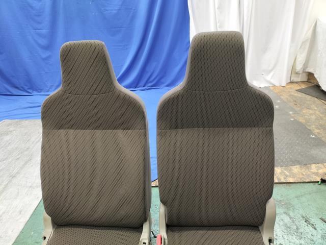 DS17V 三菱　ミニキャブ G　令和2年　純正　左右SET　F フロント シート　運転席　助手席_画像2