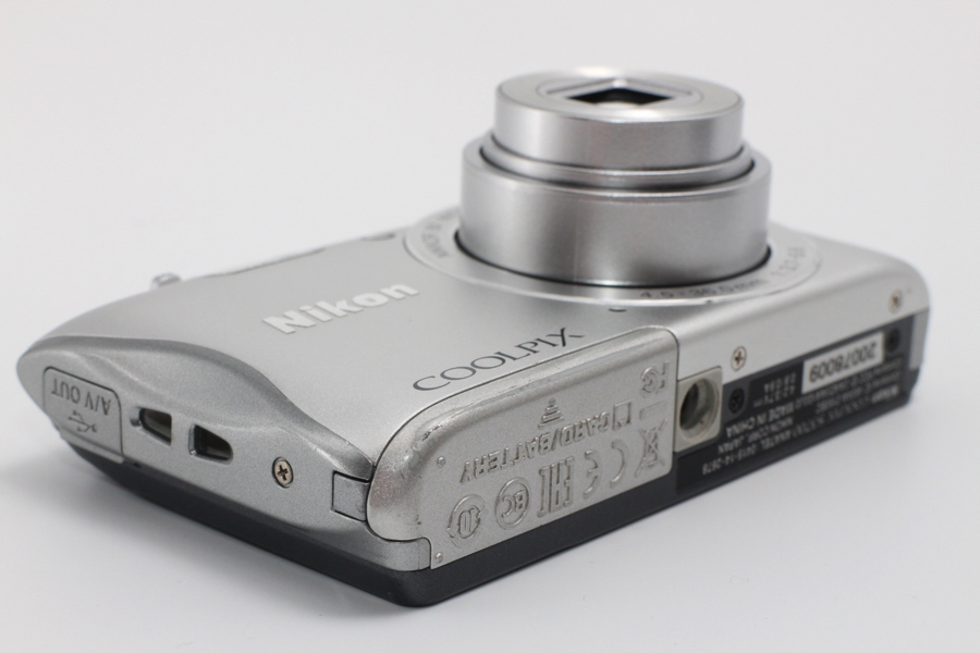 4923- ニコン Nikon COOLPIX S3700 シルバー 光学8倍ズーム 2005万画素 良品_画像5