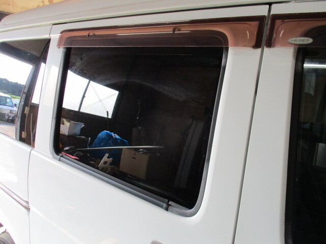 現車585 EBD-S321V ハイゼット ダイハツ 右リアドア W09/ホワイト〔翌日発送〕即決!※個人様宅配送不可_画像3