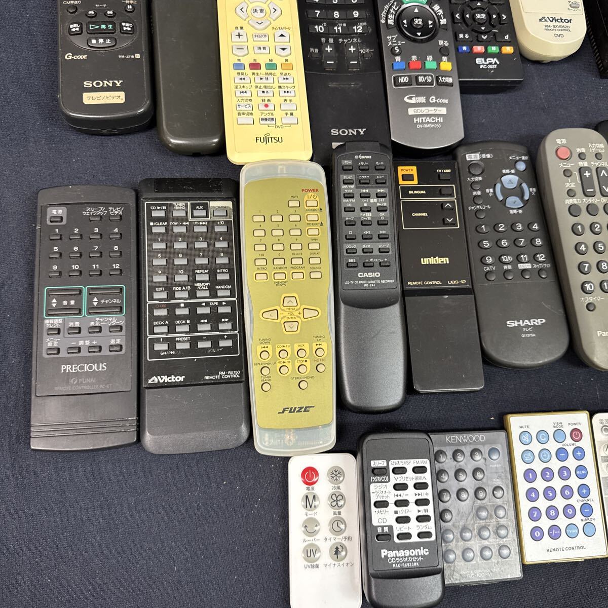 ◆中古 リモコン 大量まとめ売り 約50點(diǎn) テレビ ビデオ 映像機(jī)器 オーディオ エアコン SONY SHARP TOSHIBA Panasonic ジャンク 269-98
