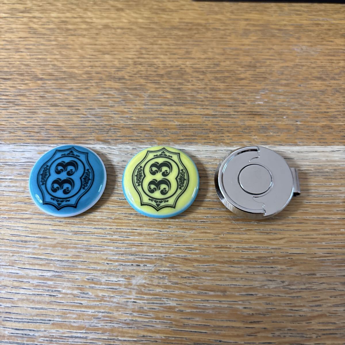 激レア品　東京ディズニーランド　クラブ33 九谷焼　ゴルフ　クリップマーカー　　未使用品　送料込_画像3