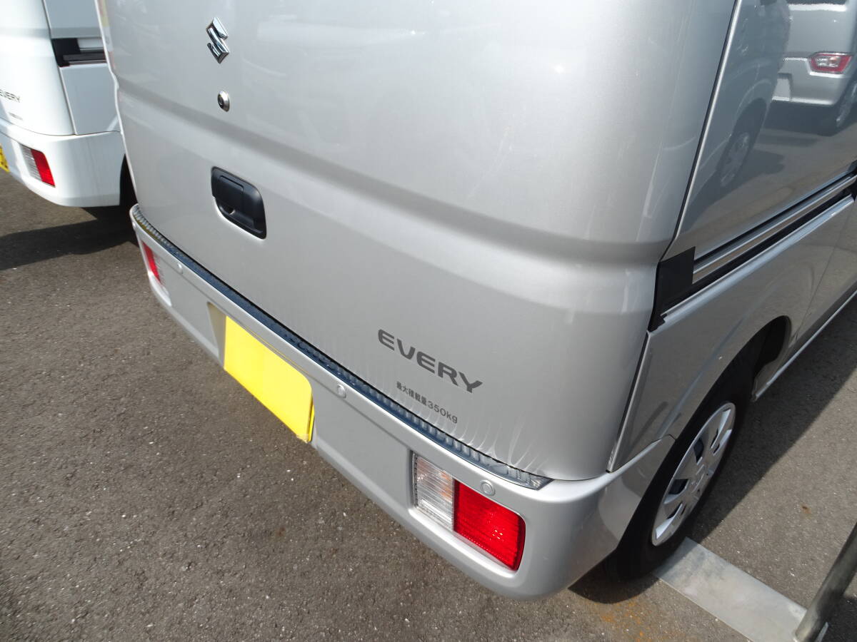 スズキエブリィ リアバンパーガード 縞模様ステンレス DA17V 日産クリッパーNV100 DR17V マツダスクラムV DG17 三菱ミニキャブV DS17系_画像7
