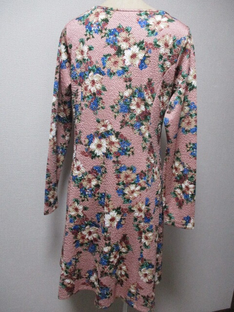 Cutie Blonde 渋ピンクに花柄★フレアーワンピース_画像4