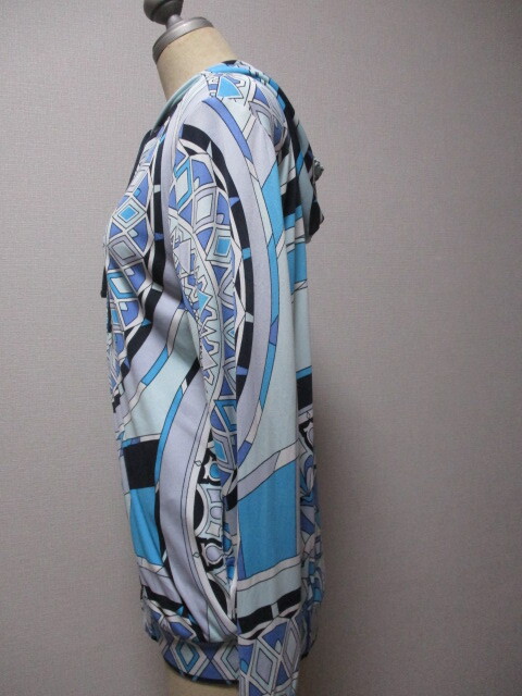 DAMA　　ブルー系柄★シルク～フードジャンバー