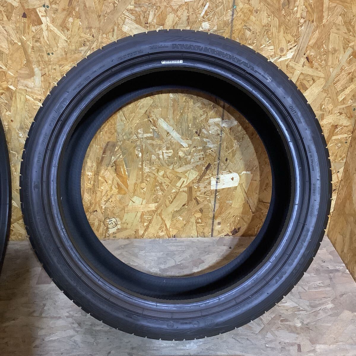 BRIDGESTONE POTENZA S001 ブリヂストン 255/35R19 夏 ランフラット 2017年製 2本セット 6.5〜7分山_画像4