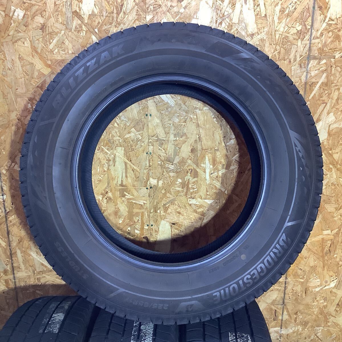 BRIDGESTONE BLIZZAK VRX3 ブリヂストン 225/65R17 スタッドレス 2022年製 4本セット 6〜6.5分山 レガシィ アウトバック_画像6