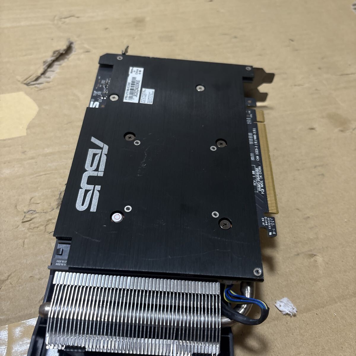 ASUS STRIX-GTX1060-DC206GB グラフィックボード