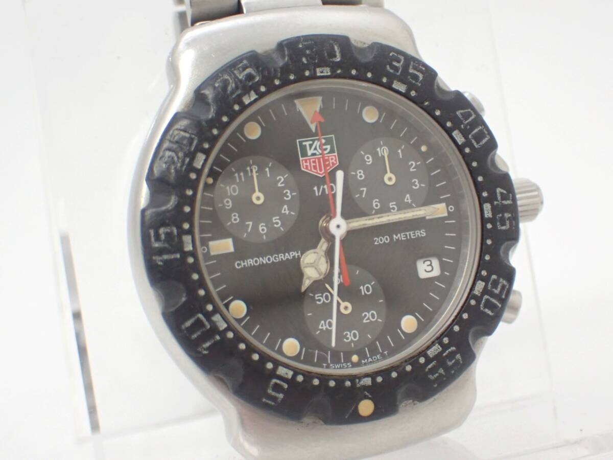 稼働品 1円~☆TAG HEUER タグホイヤー QZ メンズ腕時計 フォーミュラ1 CA1211-RO 黒文字盤 デイト クロノグラフ/E0504-51700.9/29_画像2