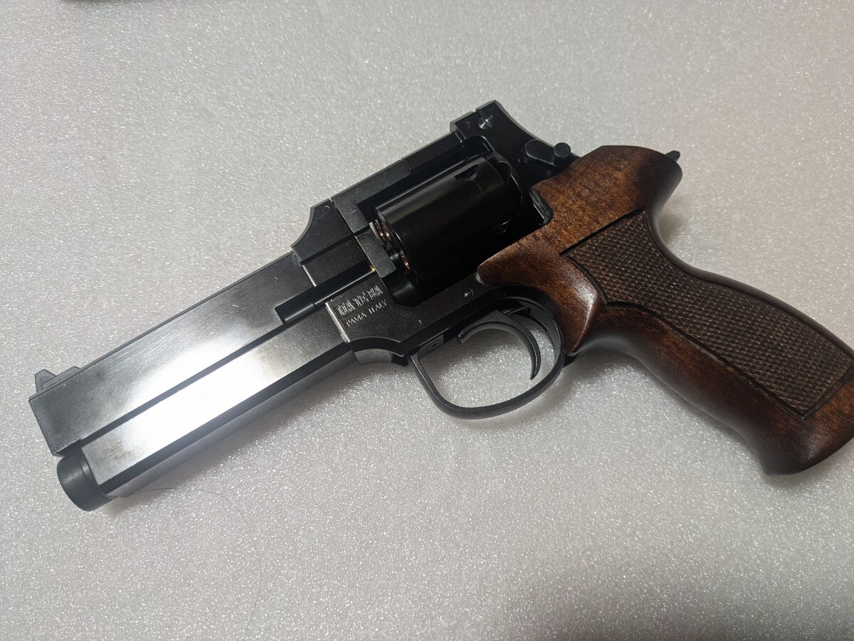 マルシン MATEBA マテバリボルバー Wディープブラック マテバ 6インチ 木製グリップ仕様 6mmBB ガス漏れのためジャンク_画像2