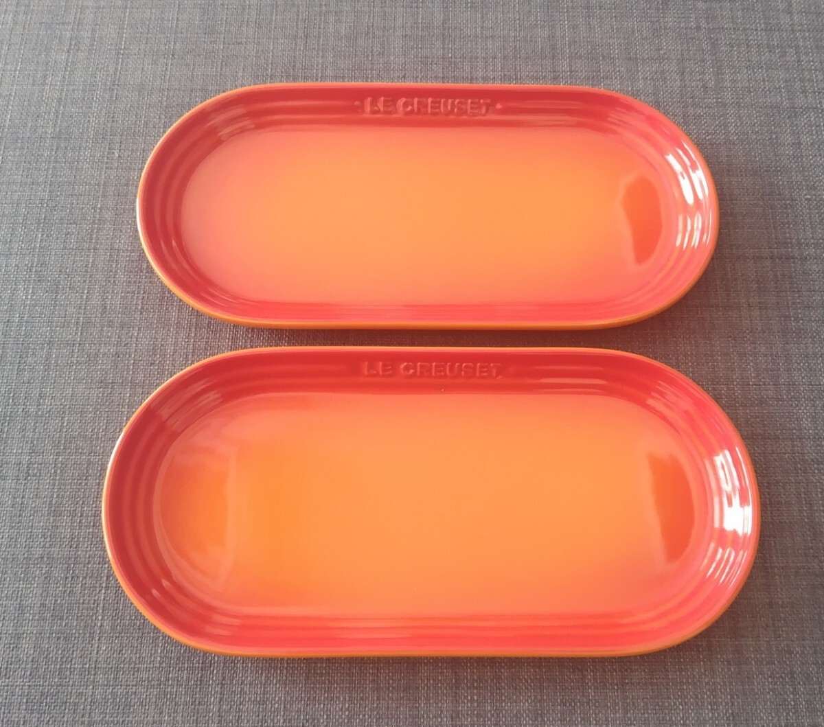 【新品/専用箱付・2枚セット】ル・クルーゼ (Le Creuset) 皿 ネオ・オブロング・プレート 25 cm オレンジ 匿名配送可_画像2