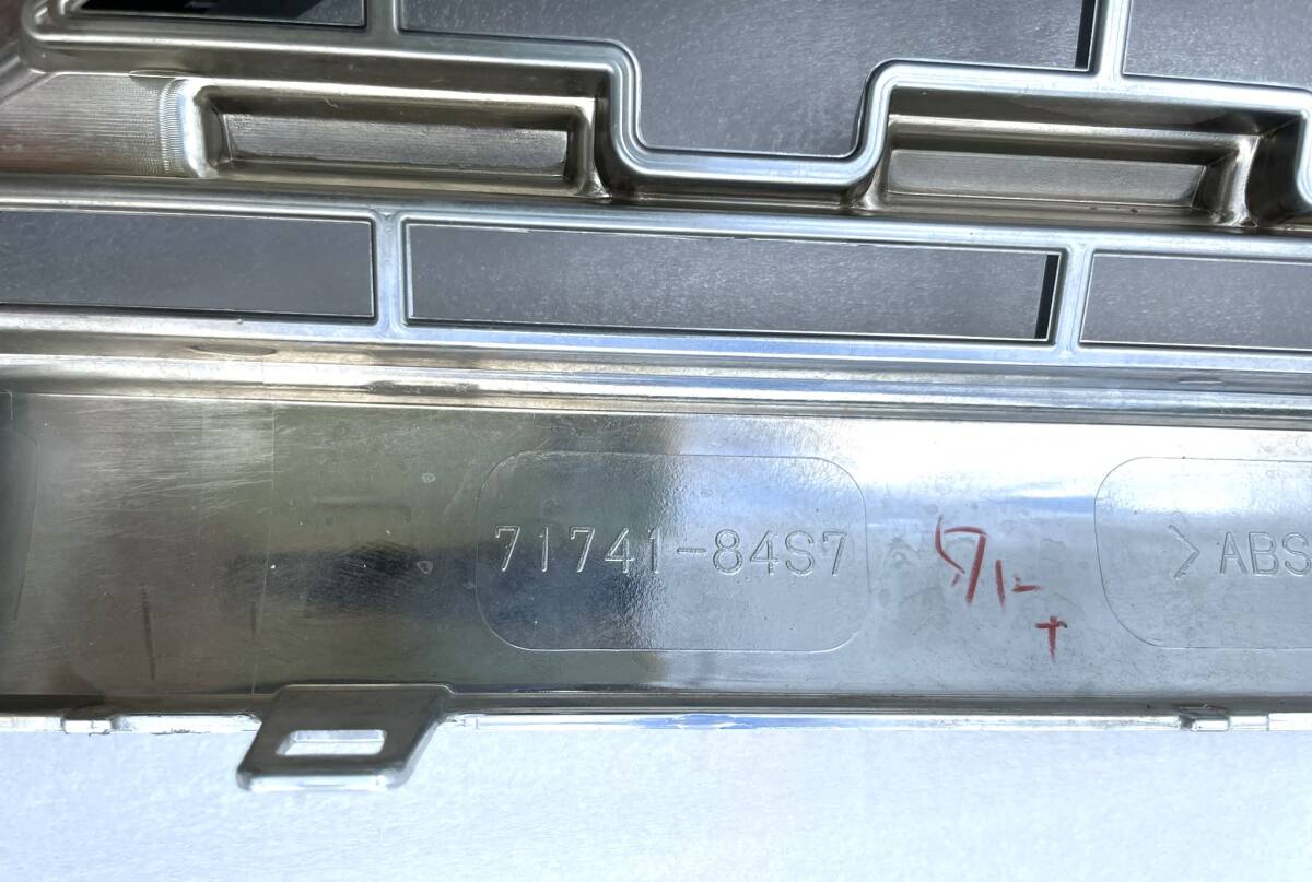 ワゴンRスマイル　MX91S　純正フロントグリル　メッキ　71741-84S7(中古品)_画像7