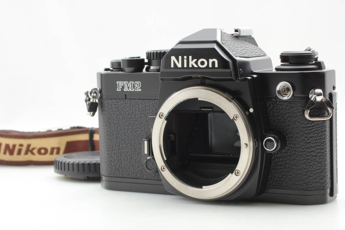 Nikon New FM2 black ニコン　后期モデル　S/N N 8704422 レア　フィルムカメラ　ボデ?！幼鞔_認(rèn)済み　ストラップ キャップ　付き