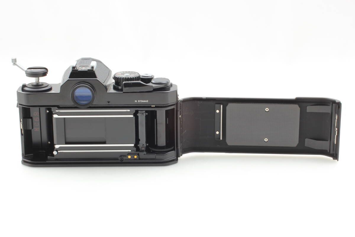 Nikon New FM2 black ニコン　后期モデル　S/N N 8704422 レア　フィルムカメラ　ボディ　動作確認(rèn)済み　ストラップ キャップ　付き