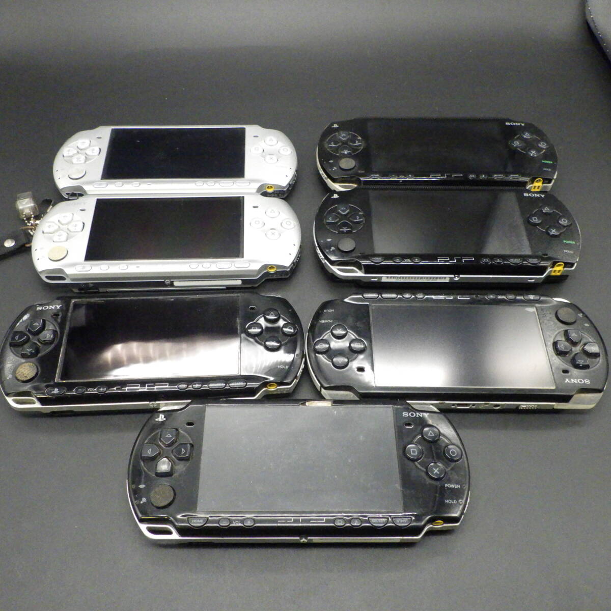 【通電確認(rèn)済み】PSP 本體 PSP3000×4 PSP2000×1 PSP1000×2 プレイステーションポータブル 本體 まとめ 大量 ソニー SONY ☆現(xiàn)狀品☆