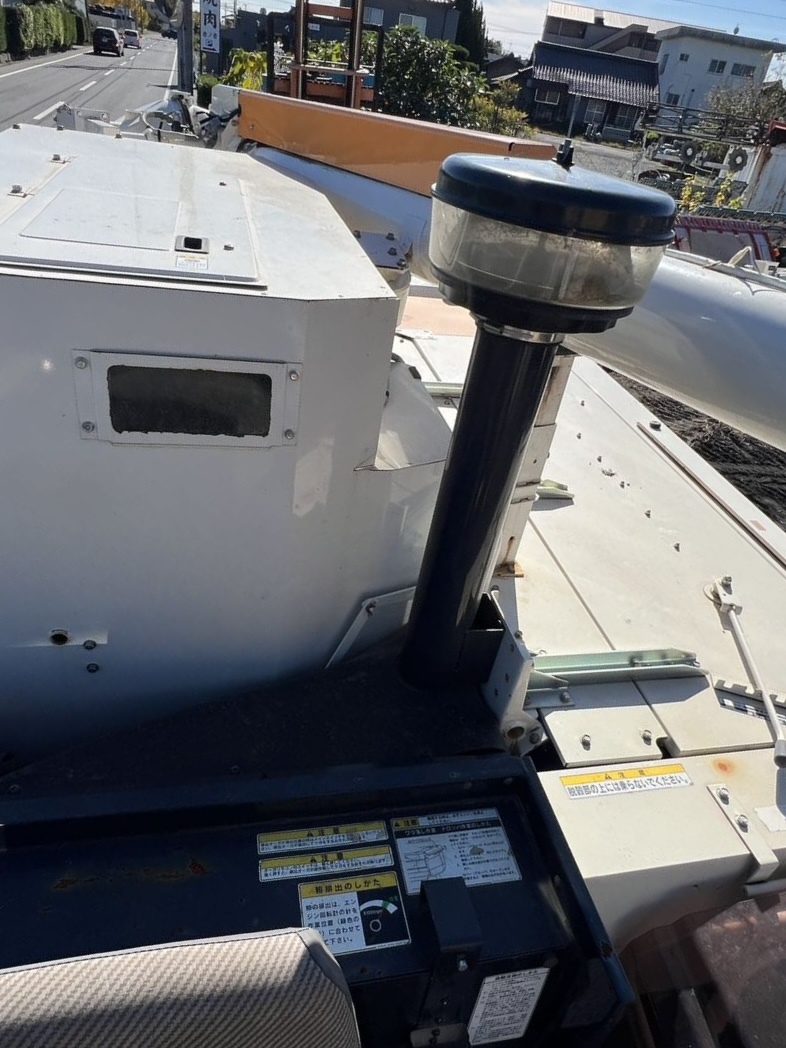 【愛(ài)知発】イセキ　6條　コンバイン　HJ6120 結(jié)束機(jī)付き