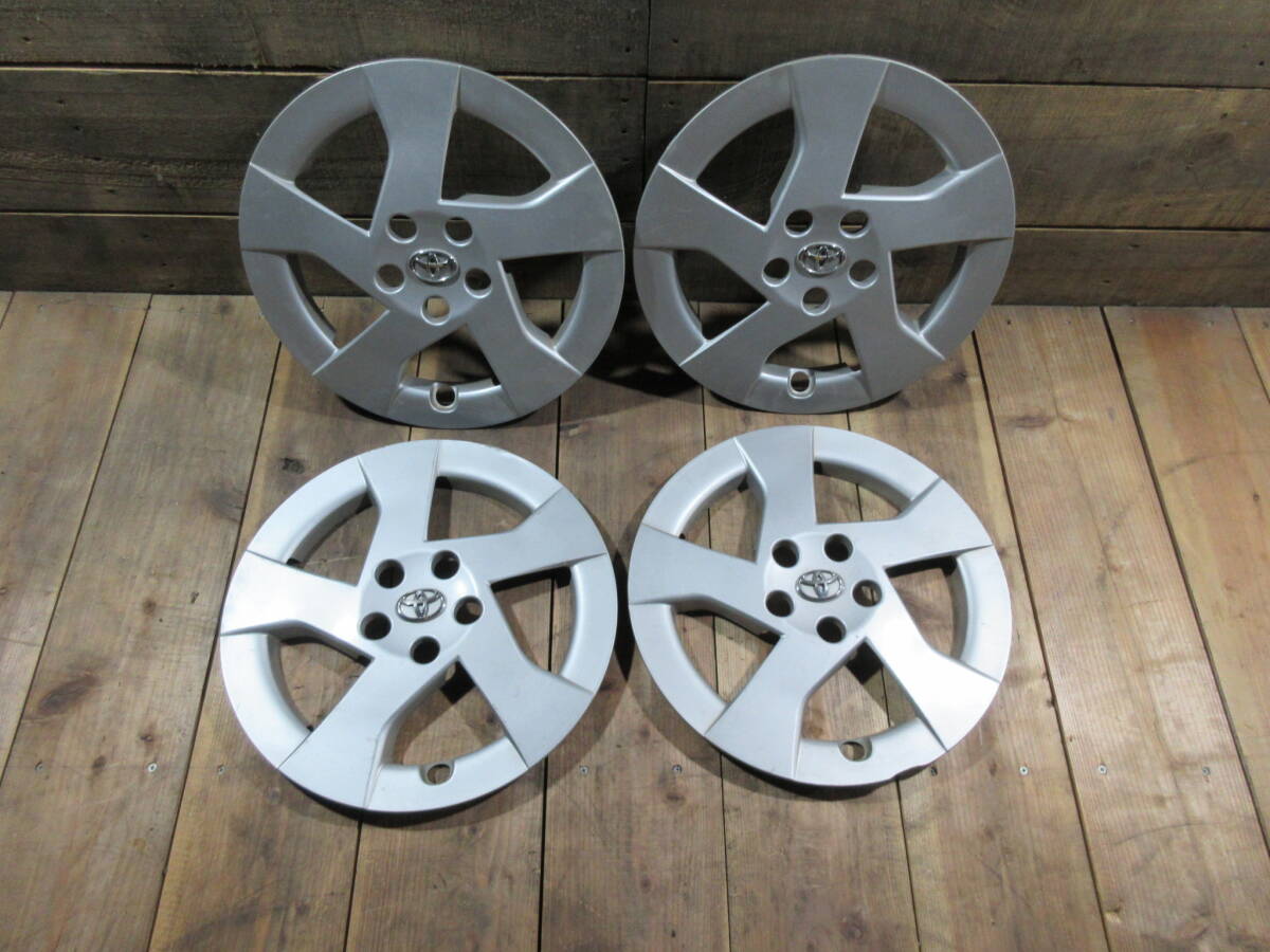 トヨタ プリウス 30系 15インチ 純正ホイールキャップ ホイールカバー 中古品 4枚 TOYOTA PRIUS _画像1