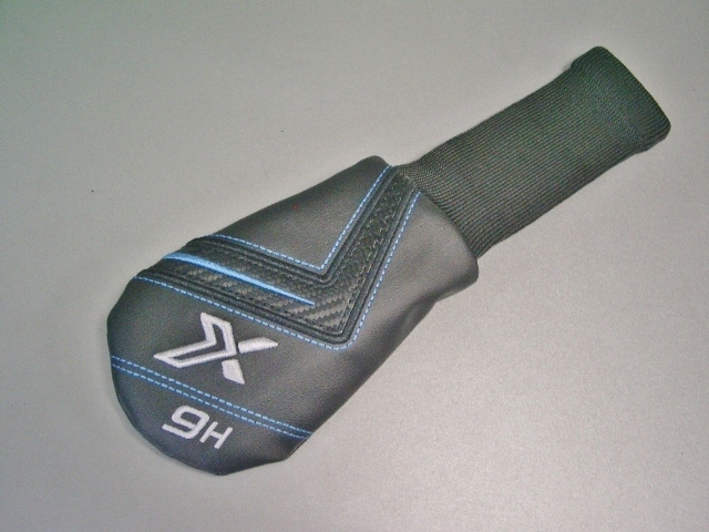 送料込み　未使用　ＸＸＩＯ　ゼクシオ　Ｘ　合皮素材　黒青グレー　Ｈ６　ＵＴ用　ヘッドカバー_画像1