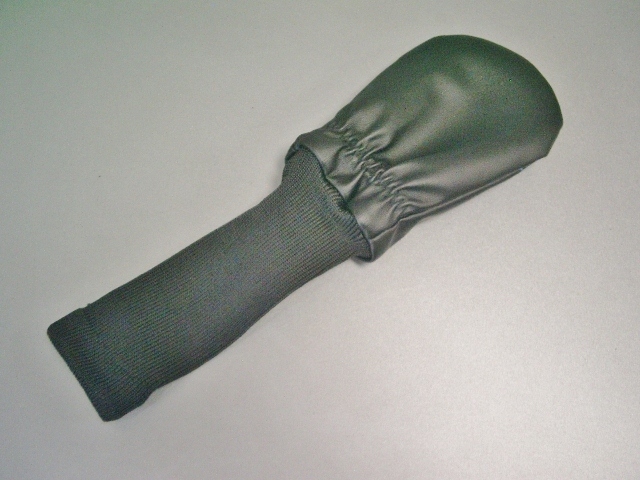 送料込み　未使用　ＸＸＩＯ　ゼクシオ　Ｘ　合皮素材　黒青グレー　Ｈ６　ＵＴ用　ヘッドカバー_画像6