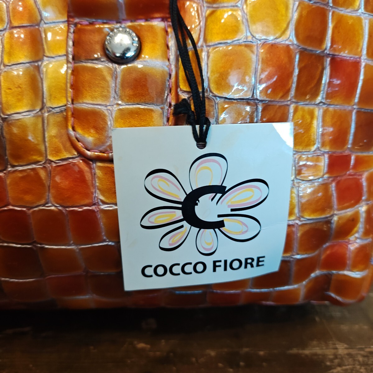 ９３０３４　日本古風堂　COCCO FIORE クロコダイル風ハンドバッグ　_画像2