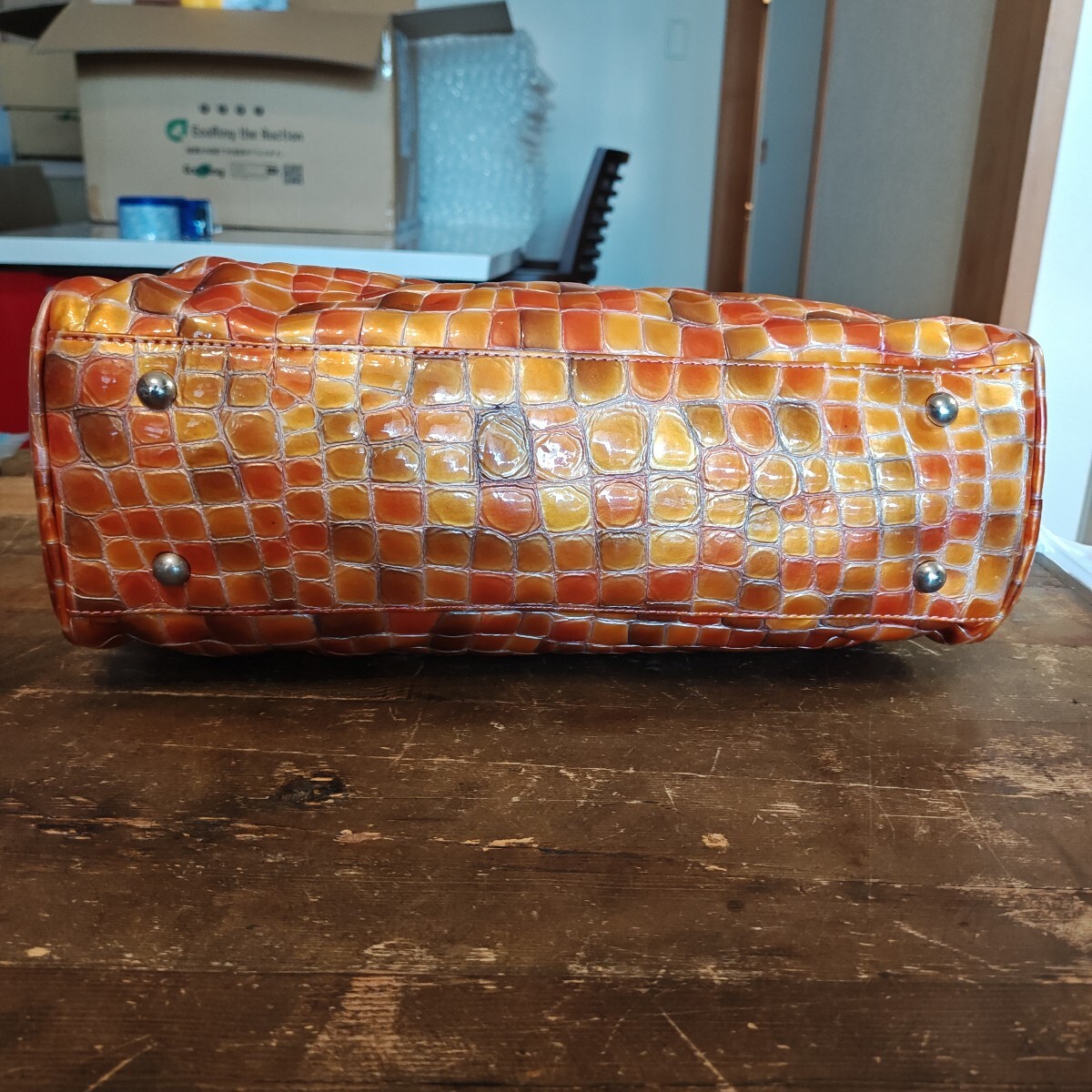 ９３０３４　日本古風堂　COCCO FIORE クロコダイル風ハンドバッグ　_画像6
