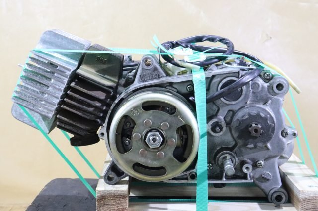 ヤマハ YB50(6V) F5B エンジン本體　部品取り等に Y308-40