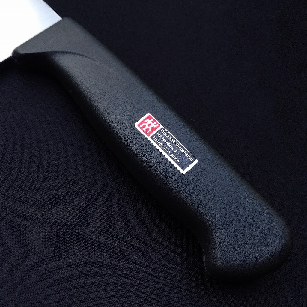万能包丁 ZWILLING J.A.HENCKELS SOLINGEN GERMANY NO STAIN FRIODUR 刃長約180㎜ 両刃 三徳包丁 ツヴェリング 未使用品 【4582】【r】_画像10