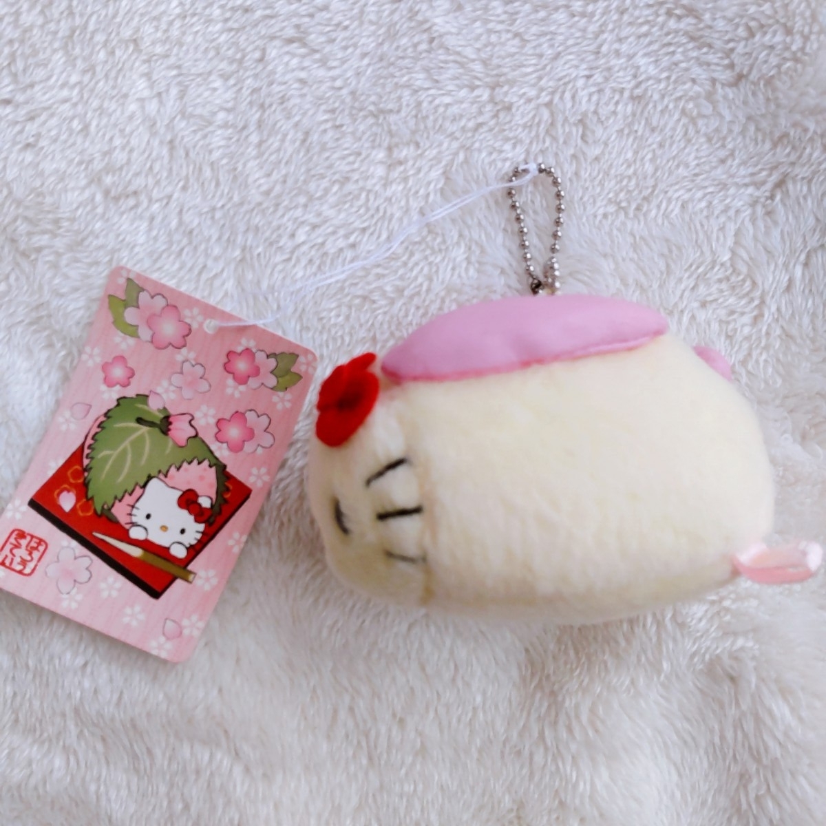 和菓子　ハローキティ　うさぎまん　 ぬいぐるみ マスコット サンリオ　ボールチェーン　キティ　_画像3