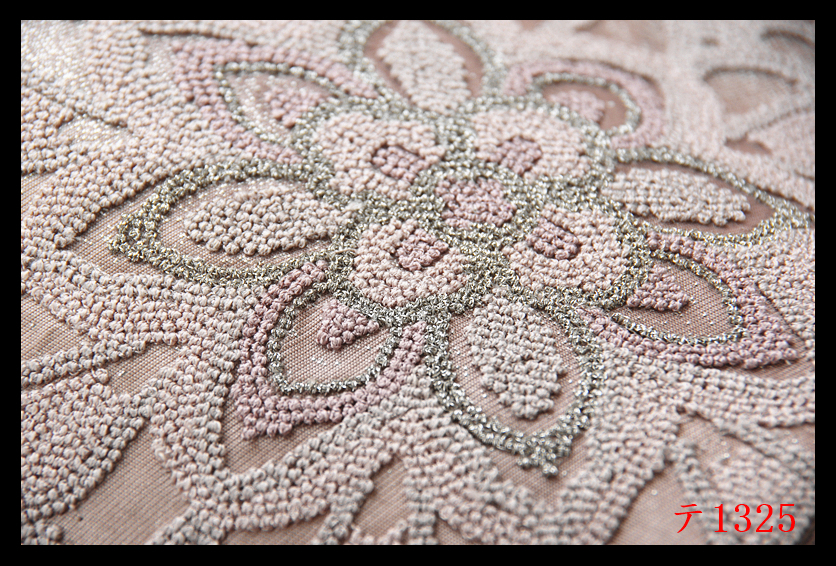 蔵【テ1325】西陣逸品　相良刺繍　宝相華紋　薄柿色地　近くで惚れて　正絹太鼓柄高級美術袋帯　◇検◇簪着物名古屋帯和装小物帯締め_画像5