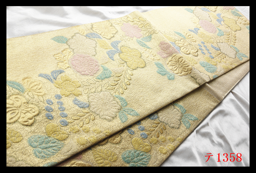 蔵【テ1358】西陣逸品　振袖可　ふくれ織　辻ヶ花紋　金色地　正絹純金糸両面六通高級美術袋帯　新品同様◇検簪着物名古屋帯和装小物帯締め_画像10