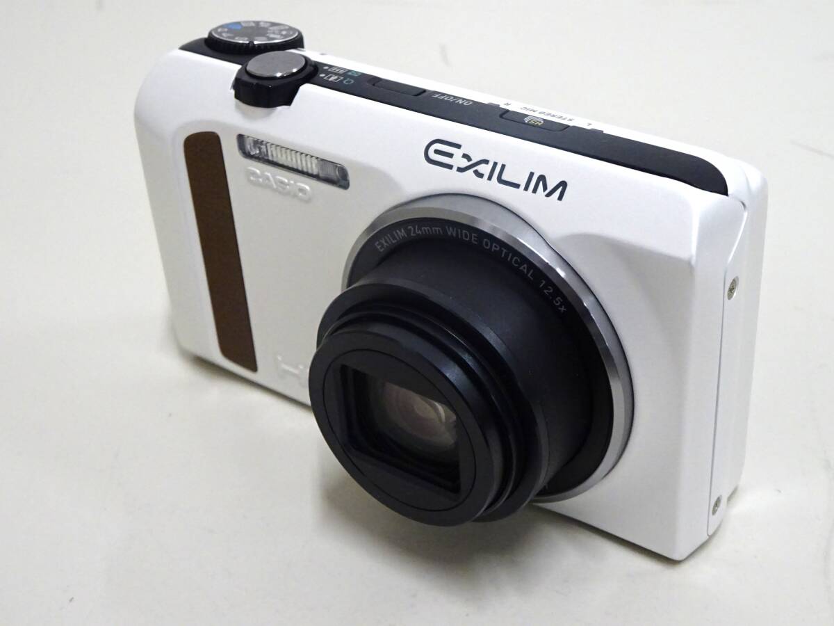 【18171】 美品　CASIO カシオ　HIGH SPEED　EXILIM 　EX-ZR400 コンパクトデジタルカメラ　ホワイト