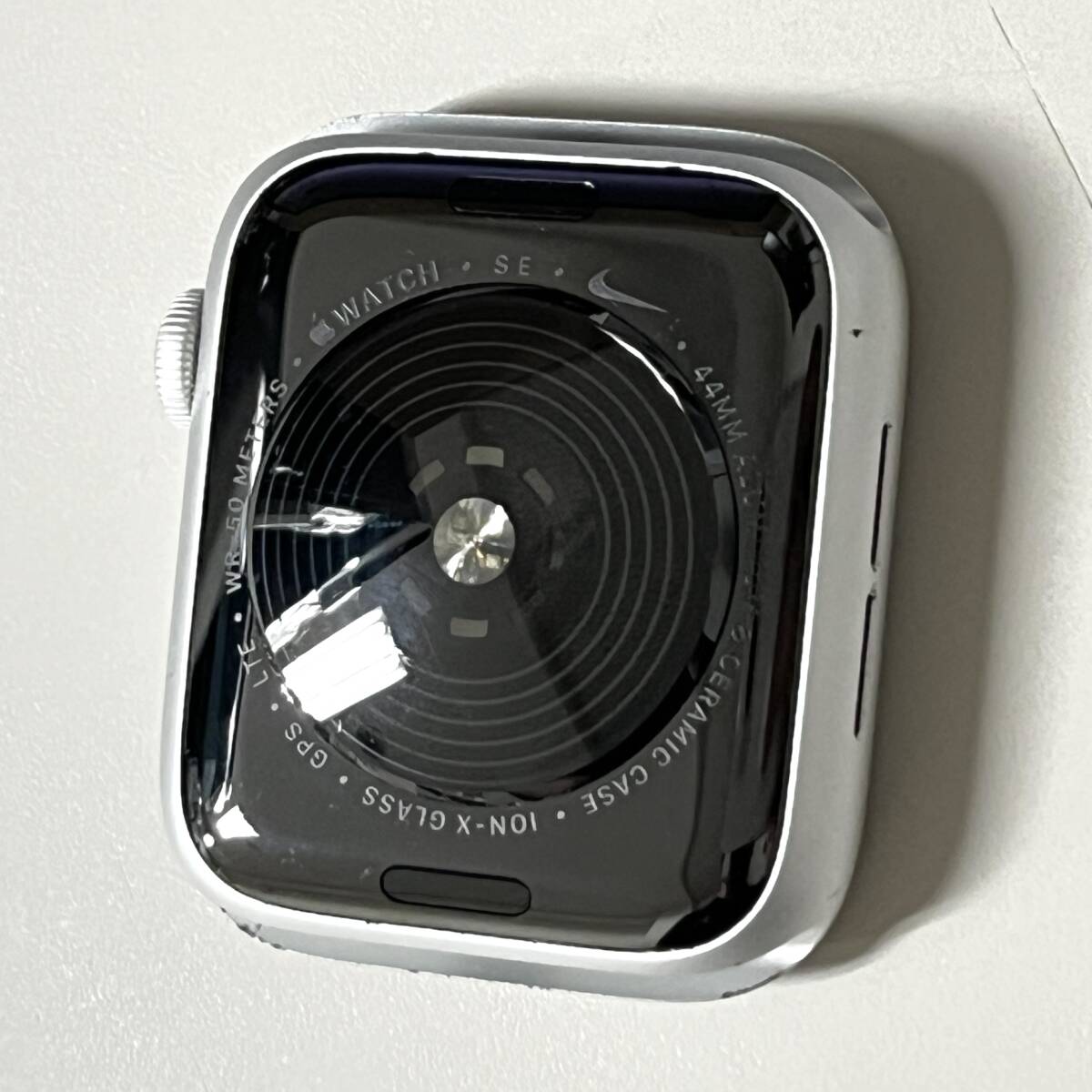 【中古】Apple Watch Nike SE 44mm Cellular シルバー MG0Q3J/A Appleストア版_画像3