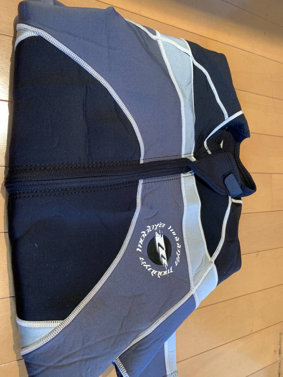 モビーズ　ウエットスーツ　ジェットスキー　L 大阪　堺市　手渡し送料無料　数回使用　値下　ロングジョンとタッパー　レディース格安_画像1