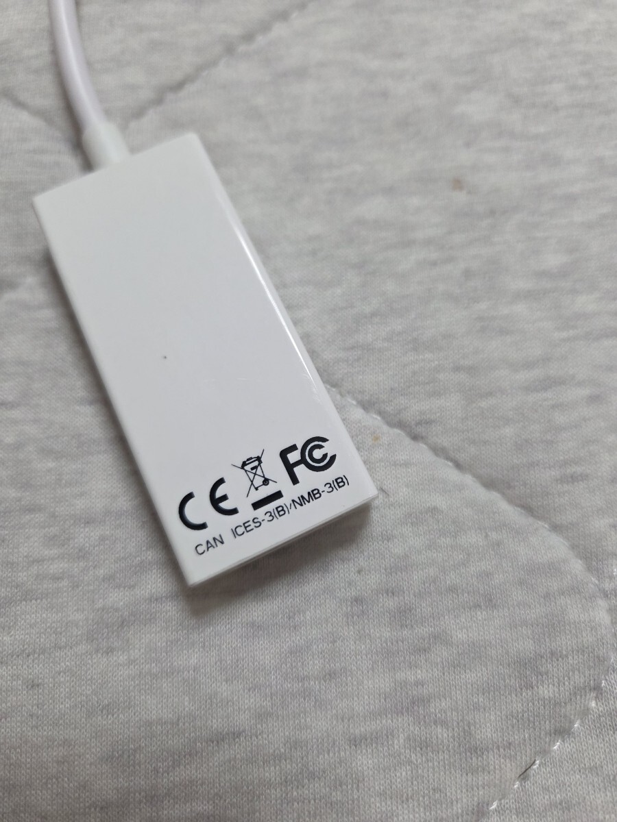 Amazonベーシック USBケーブル (3.1タイプC - Displayport) ホワイト　中古品_画像3