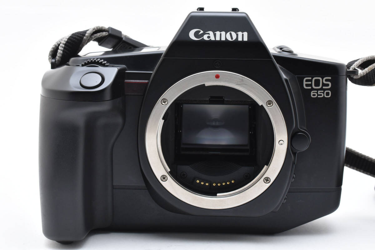 【ほぼ新品】キヤノン Canon EOS 650 35mm フィルム一眼レフ ボディのみ #2607204