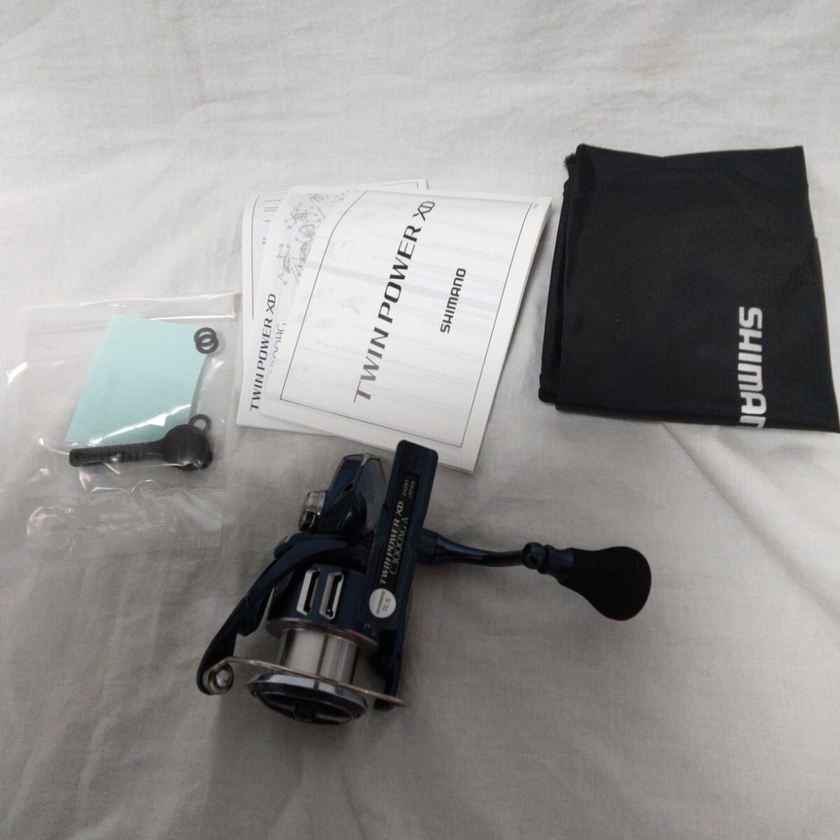 シマノ　21 ツインパワー XD C3000XG【送料込み価格】_画像2