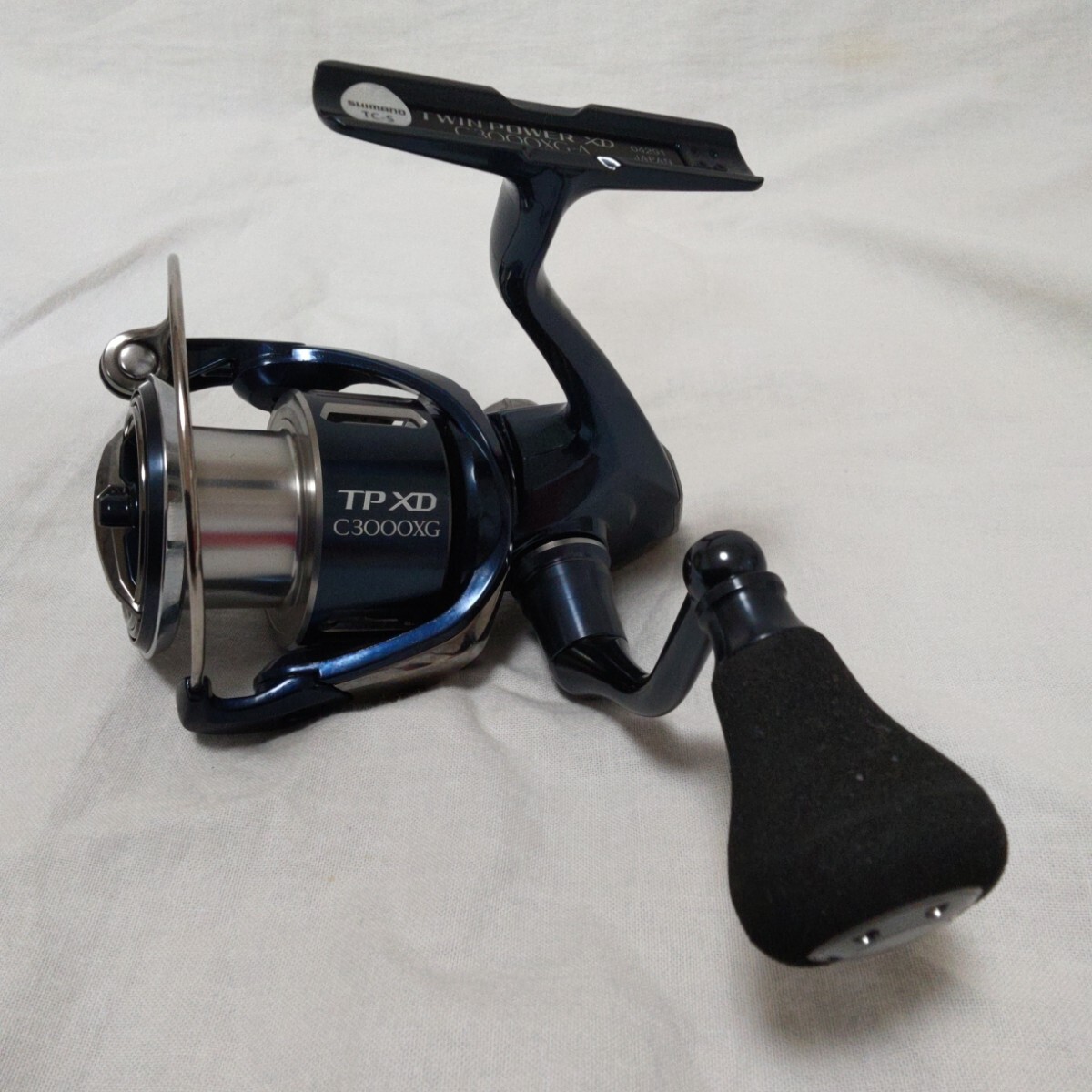シマノ　21 ツインパワー XD C3000XG【送料込み価格】_画像3
