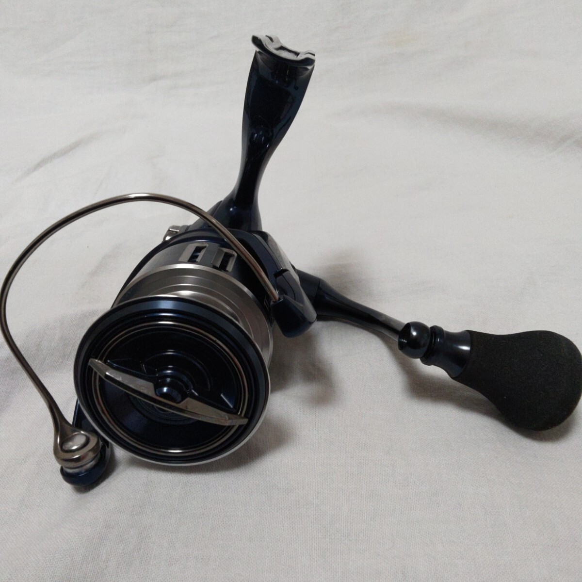 シマノ　21 ツインパワー XD C3000XG【送料込み価格】_画像9