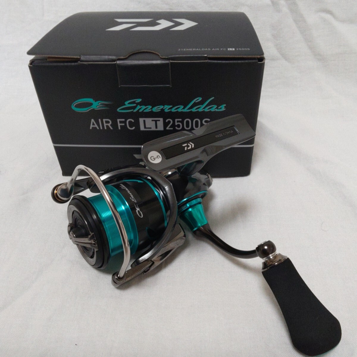ダイワ 21エメラルダスエア FC LT2500 S【送料込み価格】