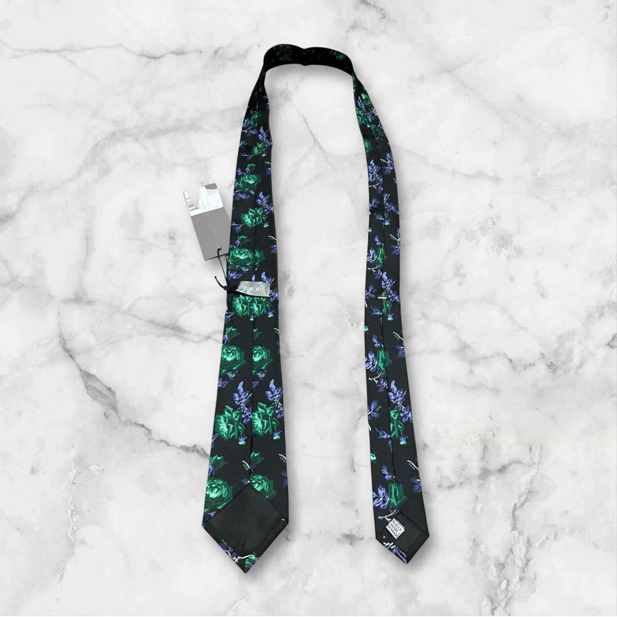 【未使用】DIOR HOMME ディオールオム　ネクタイ　スーツ　フラワー　ローズ　薔薇　ボタニカル　花柄　22AW ブラック　黒　タグ付き