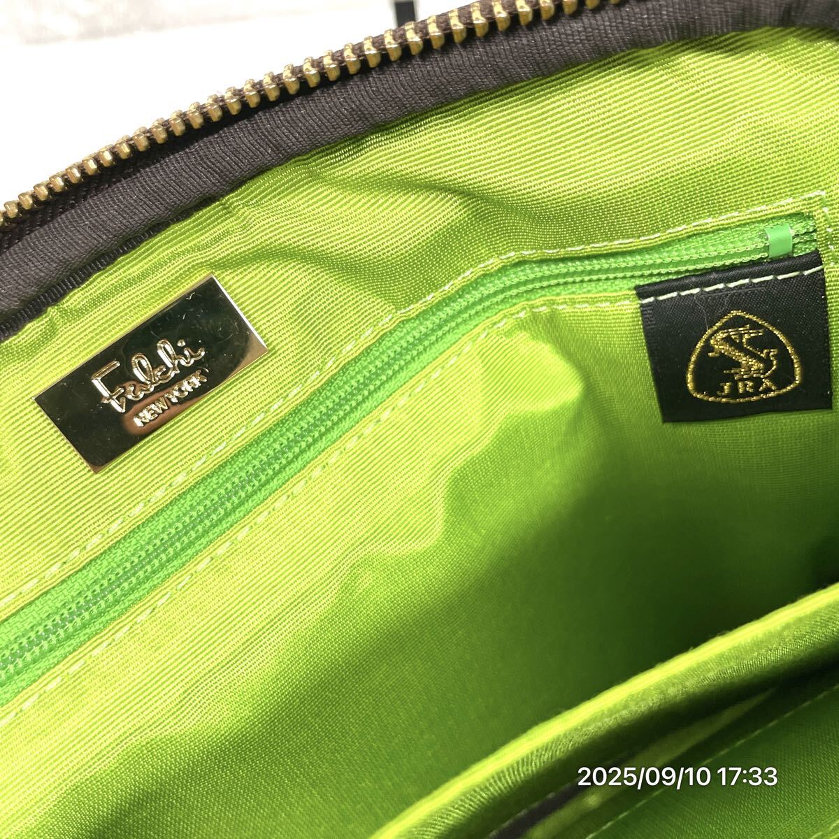 カルロスファルチ CROCODAIL クロコダイル JRA マットクロコ ブラウンカラー ワニ革 エキゾチックレザー バンドバッグ かばん 鞄_画像4