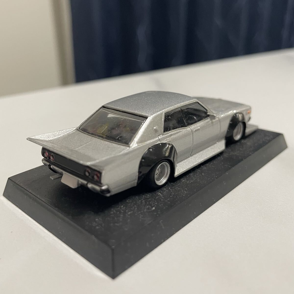 1/64 ミニカー アオシマ 青島文化教材社 グラチャンコレクション 日産 330 セドリック ② NISSAN CEDRIC 街道レーサー 旧車_画像3