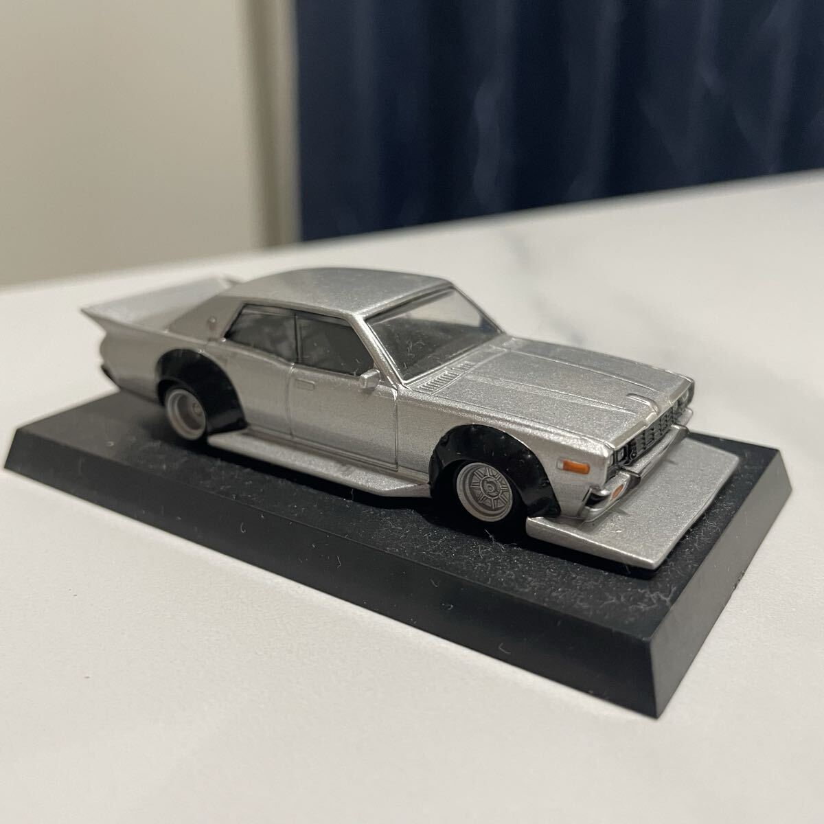 1/64 ミニカー アオシマ 青島文化教材社 グラチャンコレクション 日産 330 セドリック ② NISSAN CEDRIC 街道レーサー 旧車_画像4