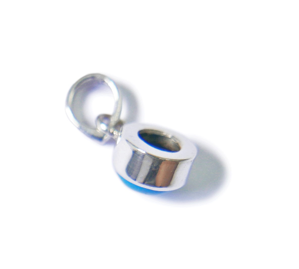 ☆☆SALE☆☆トルコ石のヒーリングペンダント☆☆直径6mm/プラチナ加工/12月誕生石/バリ島の僧侶の祈祷&浄化/誕生日プレゼント/出産祝い_画像4